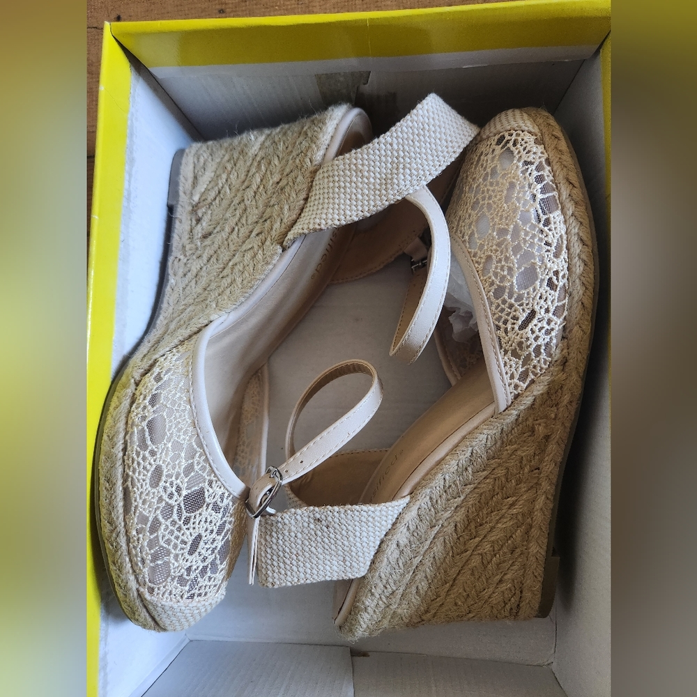 Nude boho wedge sandals new with box city classified shoes